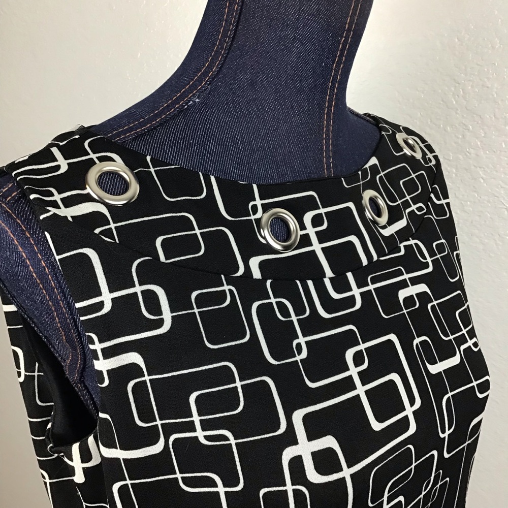 J.T.B. - Black/White Sleeveless Loop D Loop Blouse - image 3